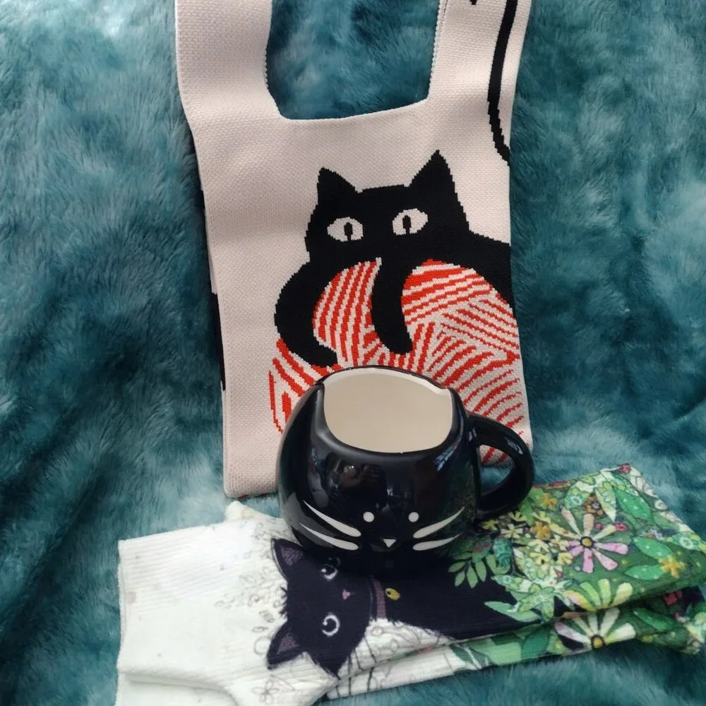 Cat Lover Gift Bundle Cat Mug Mini Knit Cat Bag Cat Print Gloves Cozy Cute Set - Picture 4 of 6